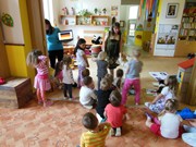 Den cizích zemí a jazyků